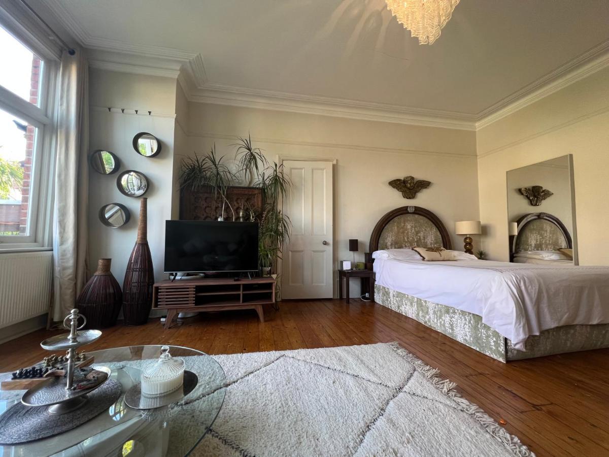 Londonhomegardens エクステリア 写真